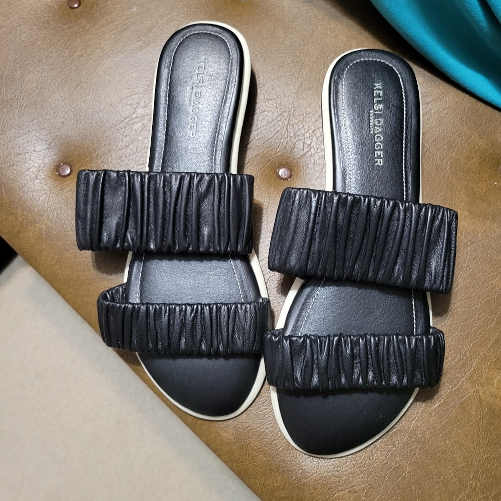 Kelsi Dagger Sandals